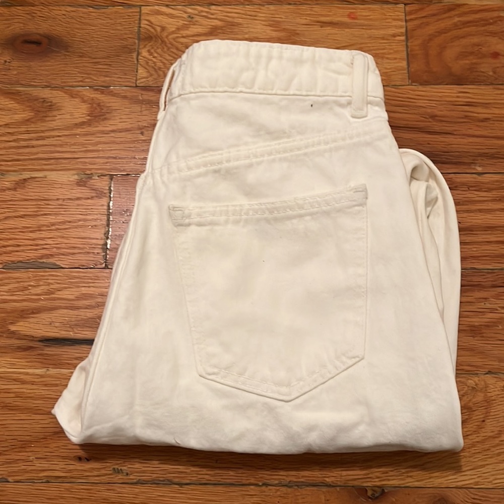 white zara jeans